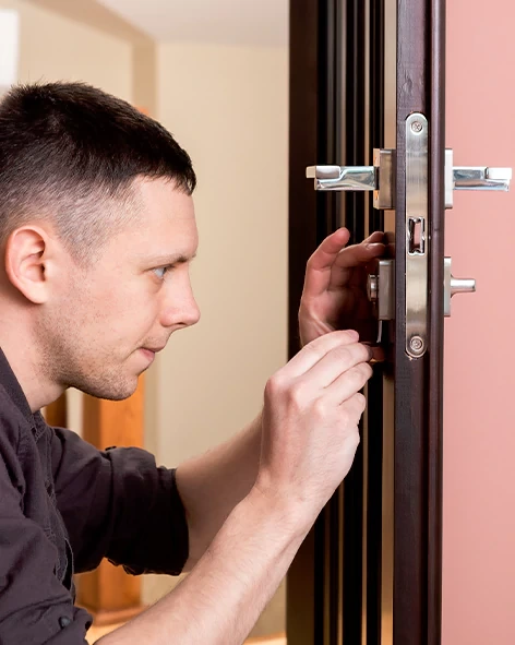 : Professional Locksmith For Commercial And Residential Locksmith Services in Fort Bragg, CA