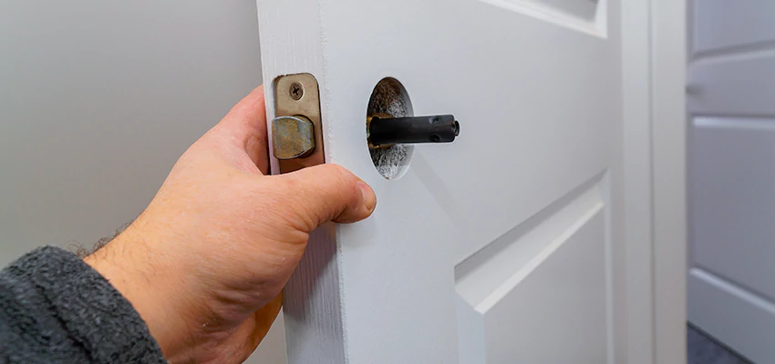 Nighttime Locksmith For Lock Repair in Fort Bragg, CA
