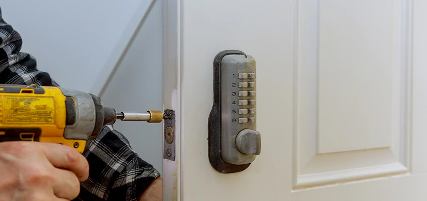 Digital Locks For Home Invasion Prevention in Fort Bragg, CA