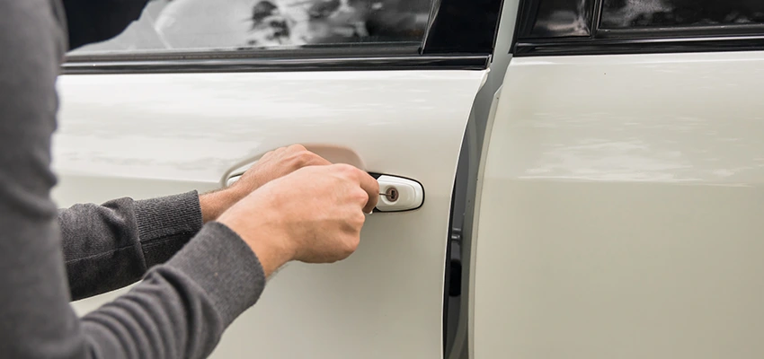 Unlock Car Door Service in Fort Bragg, CA